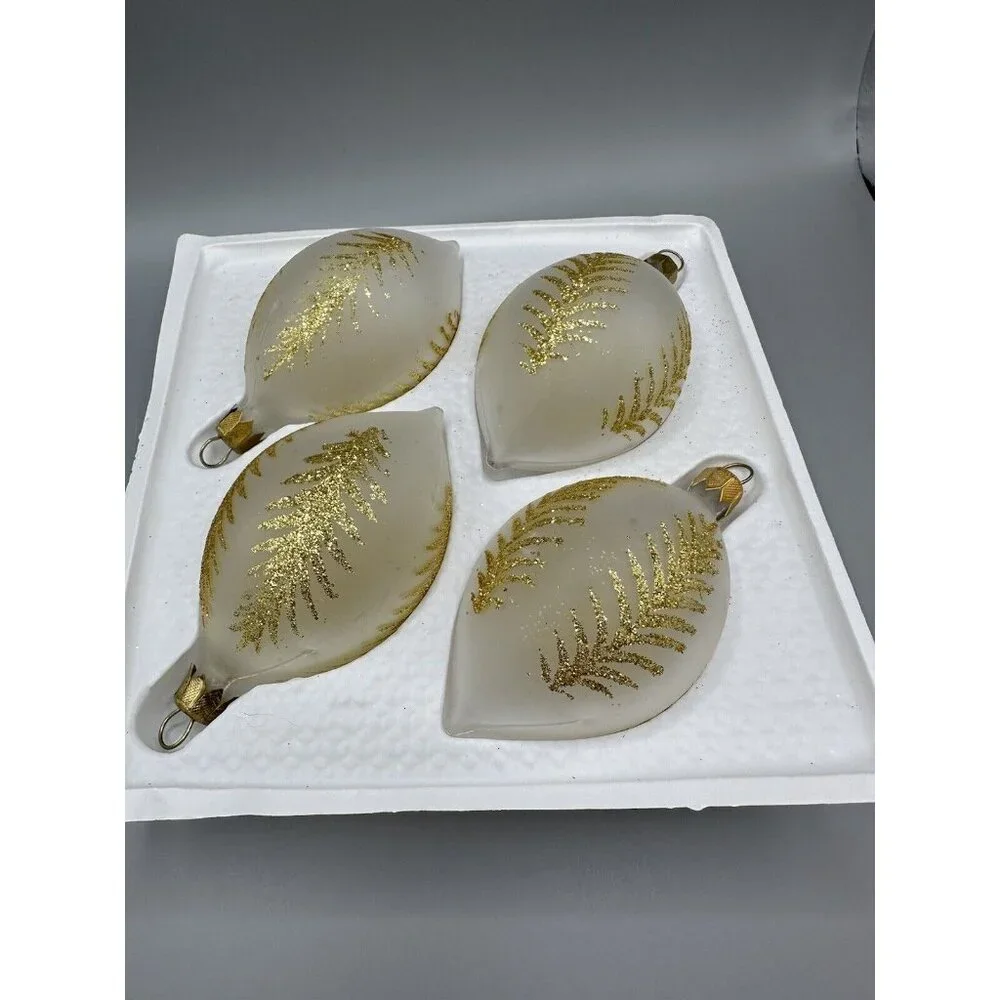 Vintage Navistar Shatterproof Christmas Ornaments‎ Hand Painted 4 Pk Teardrop